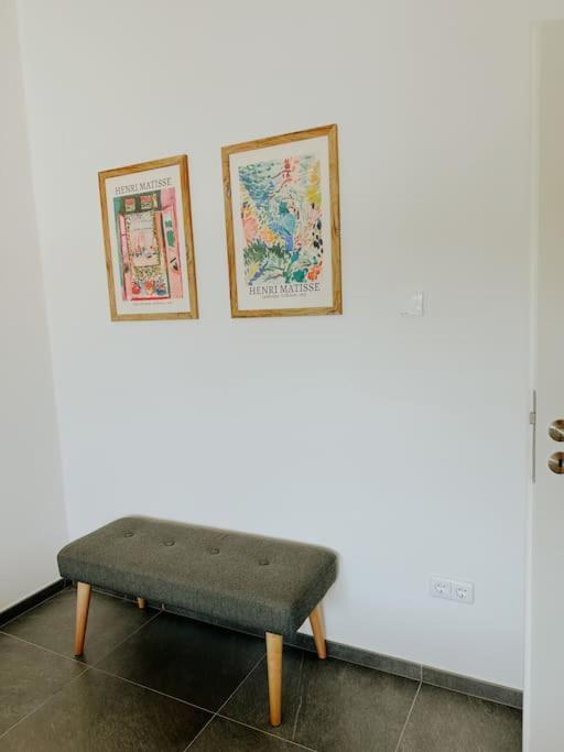 Apartment 100 Qm Im Weindorf - Balkon/Garage Aspisheim Ngoại thất bức ảnh