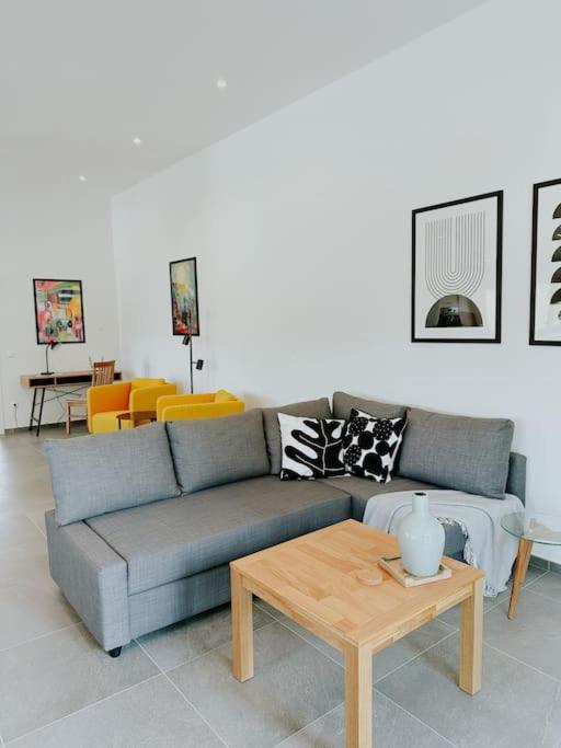 Apartment 100 Qm Im Weindorf - Balkon/Garage Aspisheim Ngoại thất bức ảnh