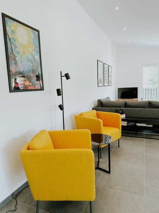 Apartment 100 Qm Im Weindorf - Balkon/Garage Aspisheim Ngoại thất bức ảnh
