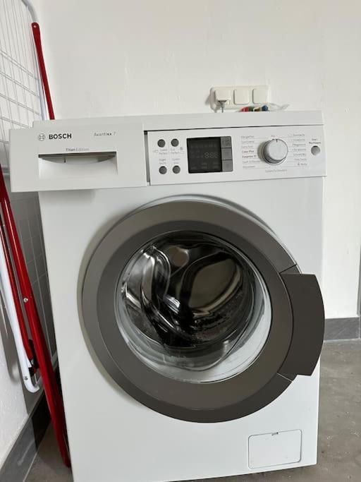 Apartment 100 Qm Im Weindorf - Balkon/Garage Aspisheim Ngoại thất bức ảnh